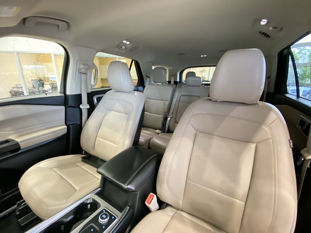 Thumbnail: 2020 Ford Explorer - 11