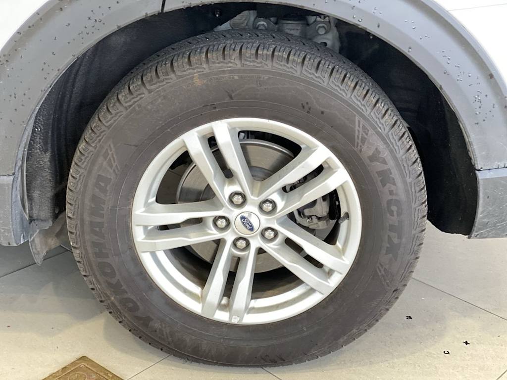 Thumbnail: 2020 Ford Explorer - 8