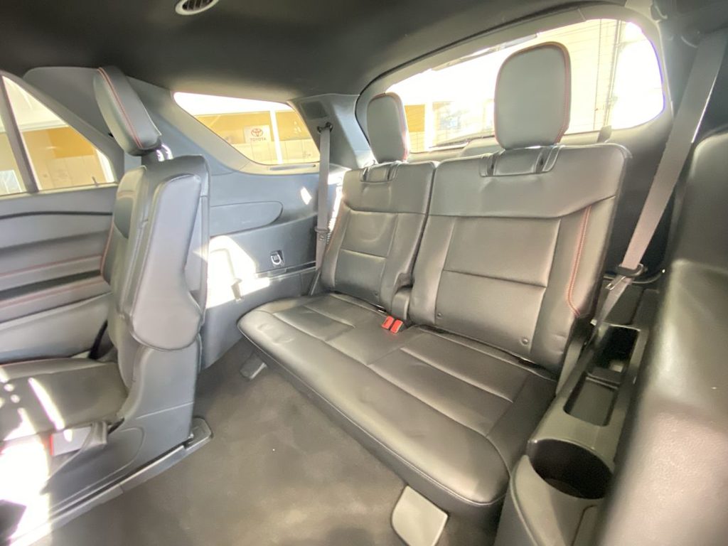 2023 Ford Explorer ST-Line 28