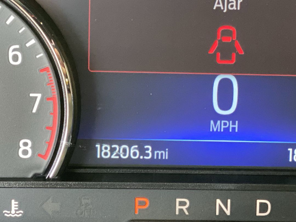 2023 Ford Explorer ST-Line 14