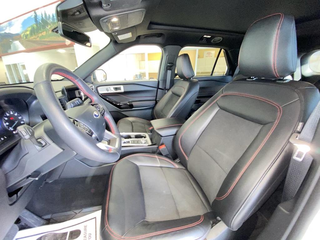 2023 Ford Explorer ST-Line 9