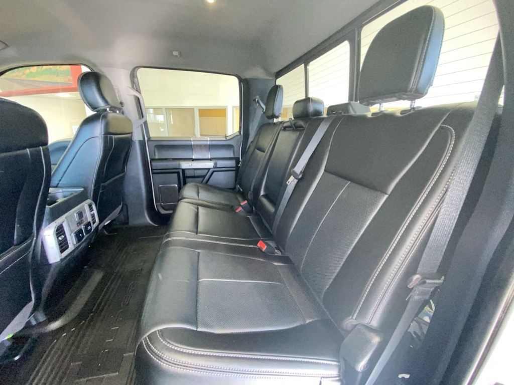 2020 Ford F-350 Lariat 11