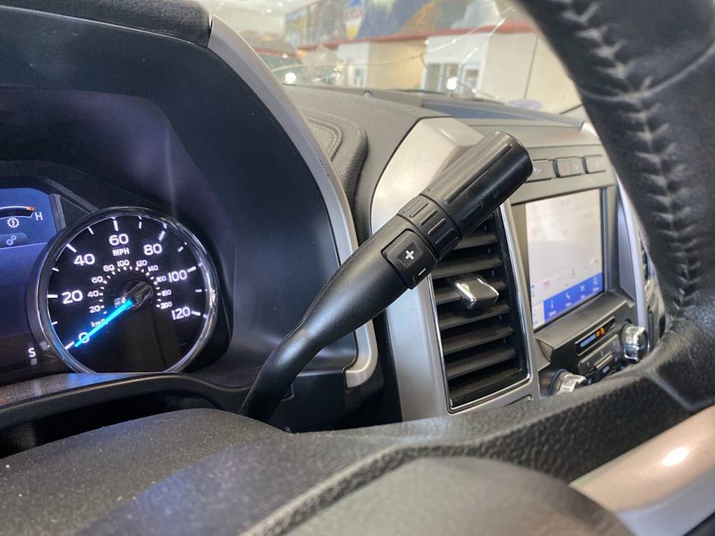 2020 Ford F-350 Lariat 25