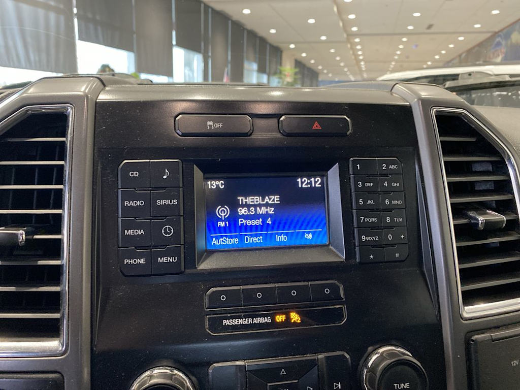 Thumbnail: 2015 Ford F-150 - 13