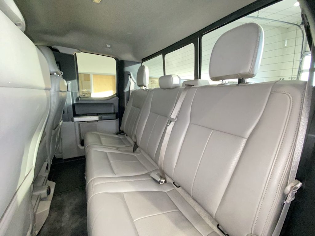 2020 Ford F-150 Lariat 11