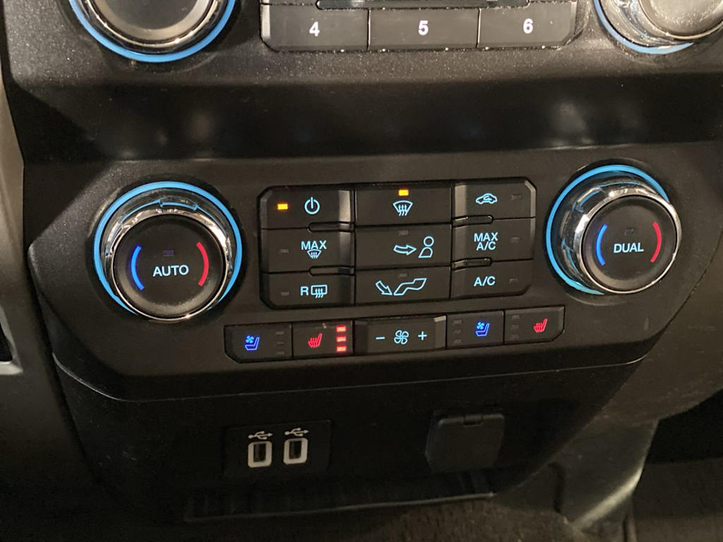 2020 Ford F-150 Lariat 25
