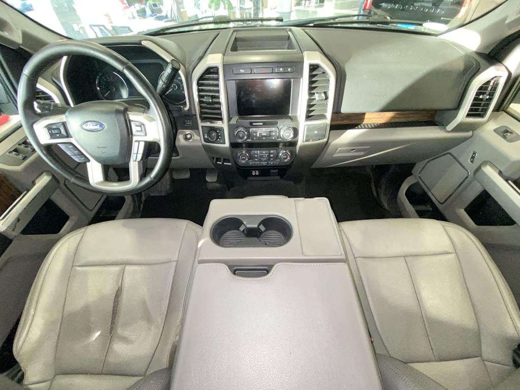 2020 Ford F-150 Lariat 12
