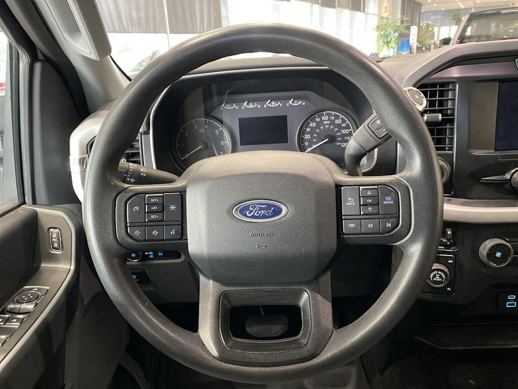 2022 Ford F-150 XLT 2