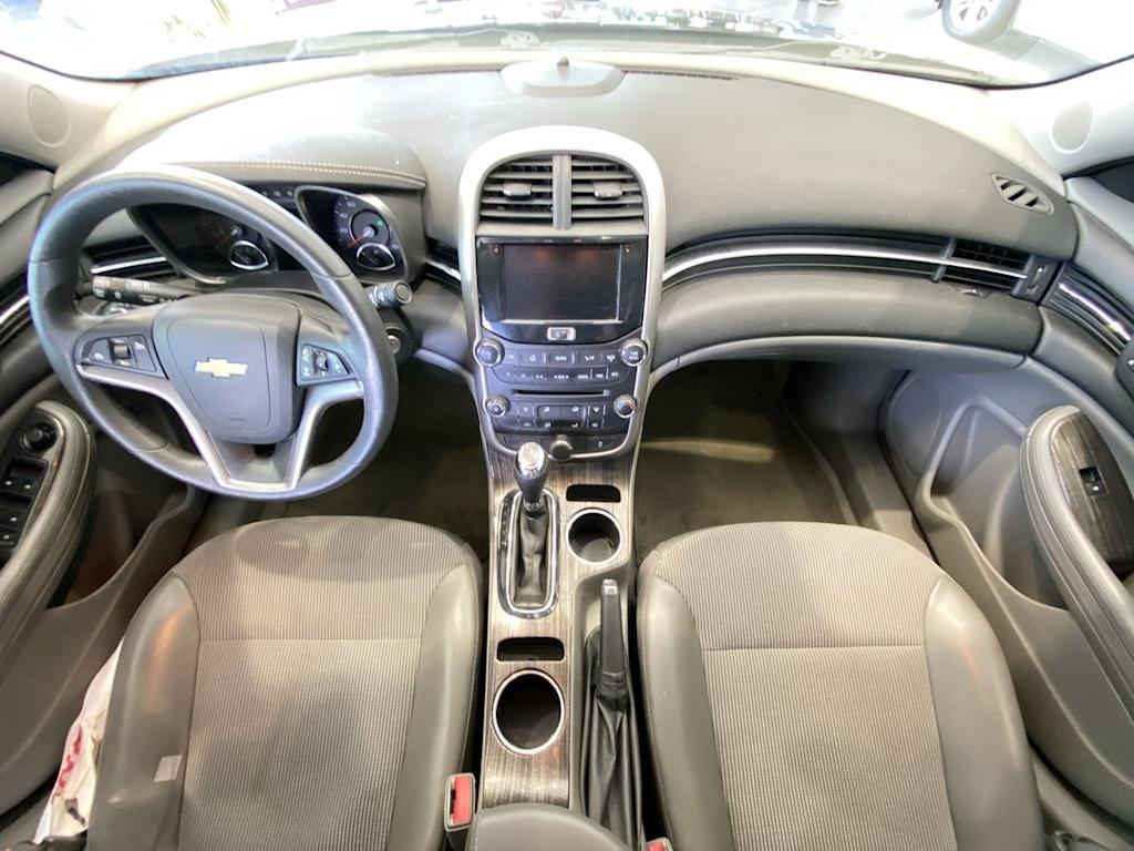 Thumbnail: 2015 Chevrolet Malibu - 8