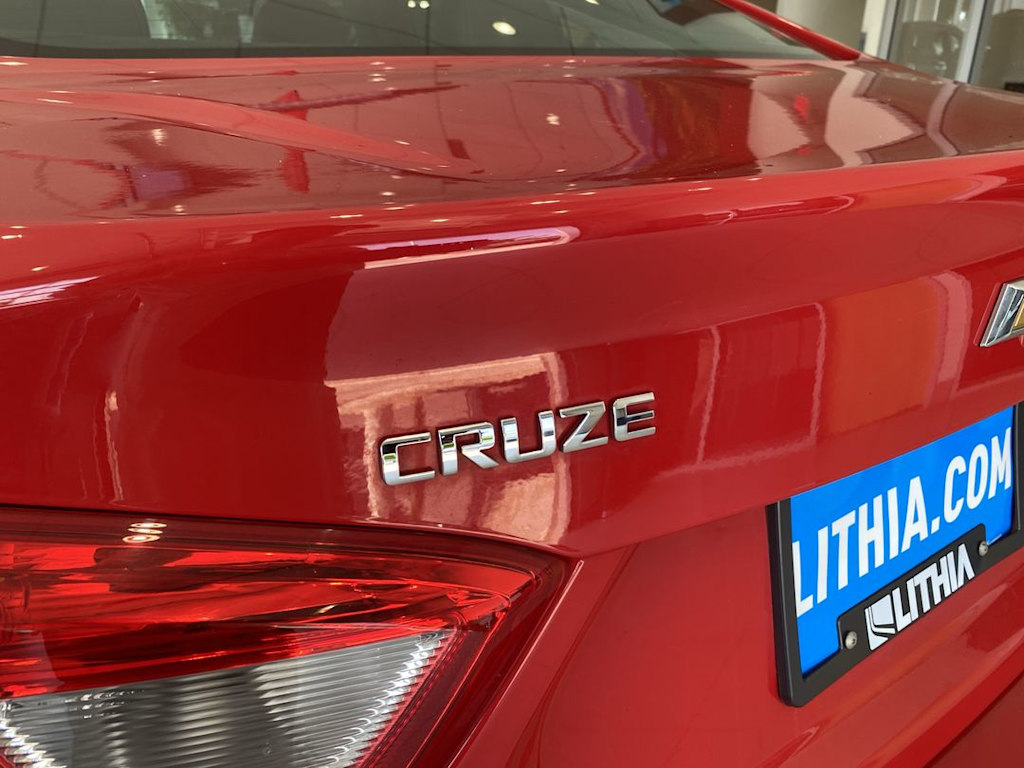 Thumbnail: 2017 Chevrolet Cruze - 20