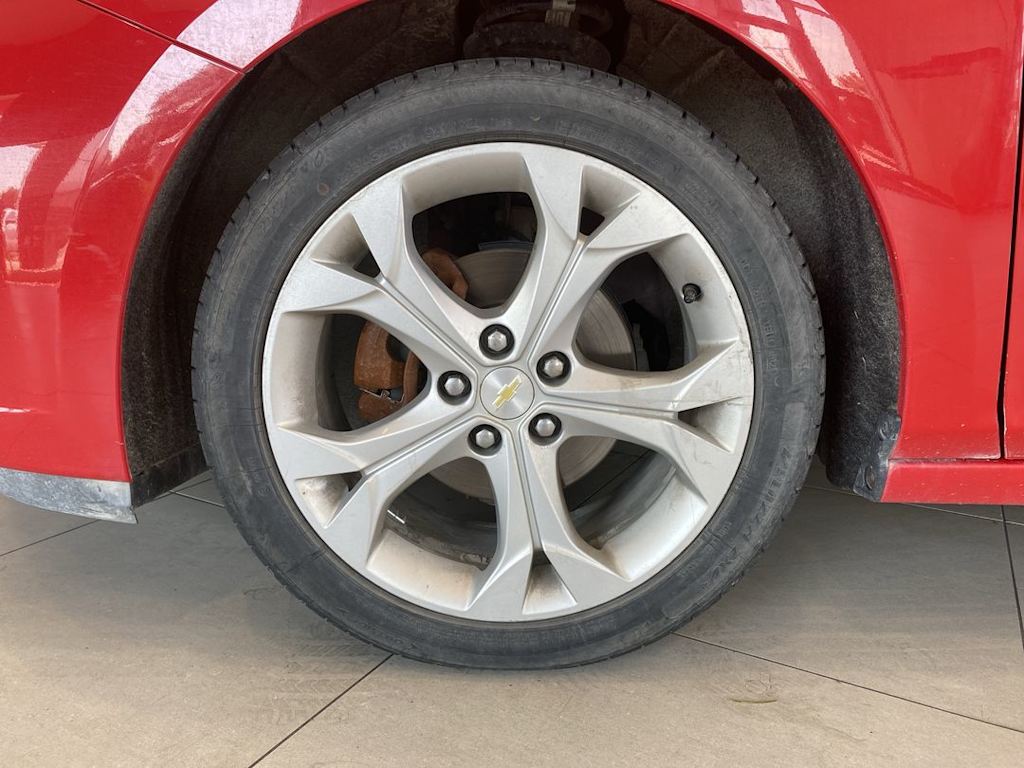 Thumbnail: 2017 Chevrolet Cruze - 6