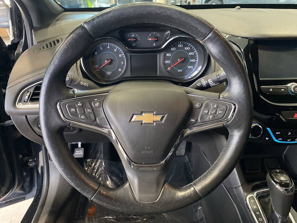 Thumbnail: 2016 Chevrolet Cruze - 2