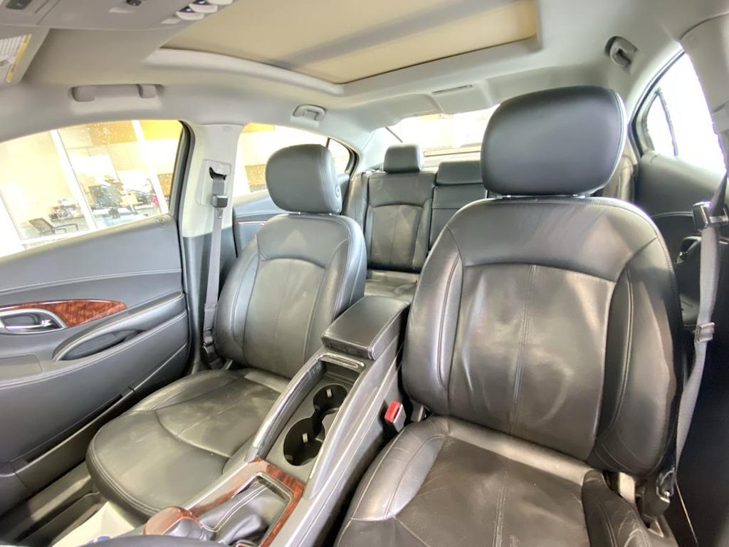 Thumbnail: 2012 Buick LaCrosse - 8