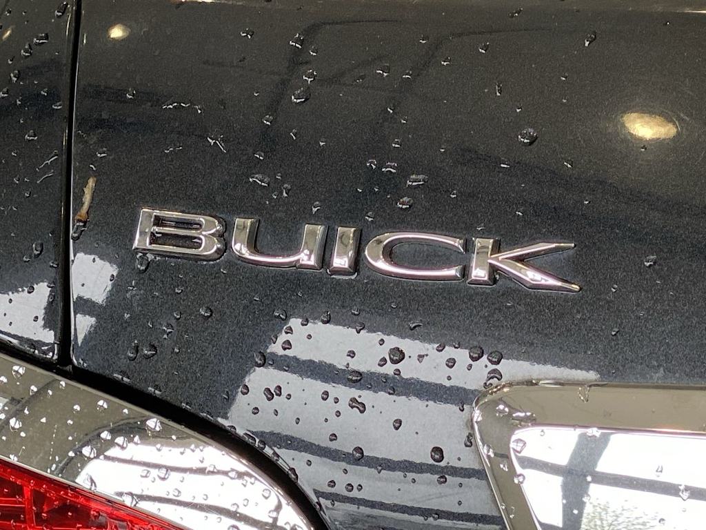 Thumbnail: 2012 Buick LaCrosse - 20