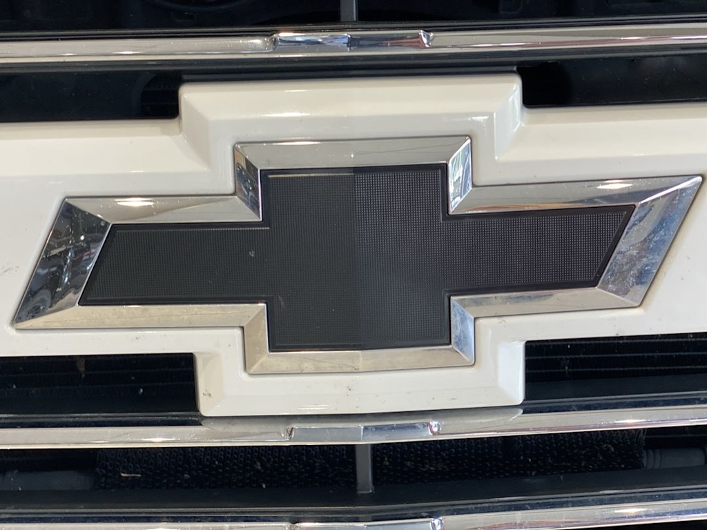 Thumbnail: 2018 Chevrolet Silverado 3500 - 17