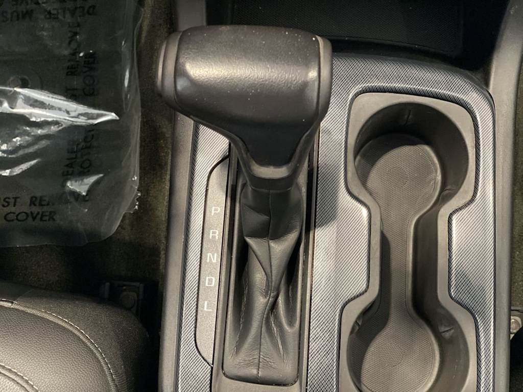 Thumbnail: 2018 Chevrolet Colorado - 15