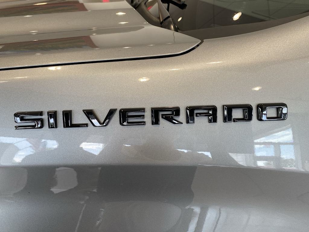 Thumbnail: 2024 Chevrolet Silverado 1500 - 21