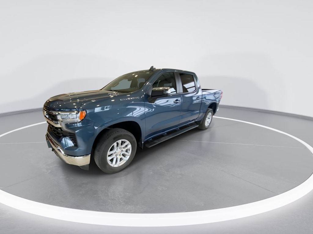 2024 Chevrolet Silverado 1500 LT 8
