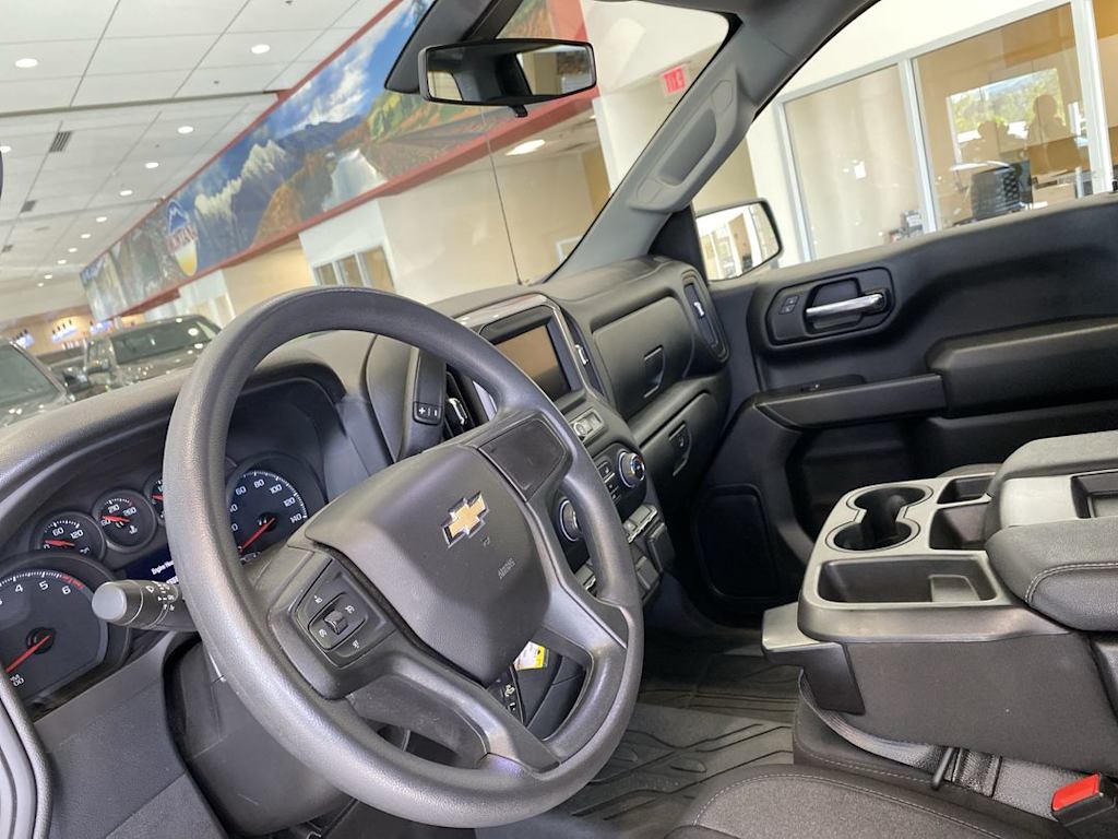 Thumbnail: 2022 Chevrolet Silverado 1500 - 13