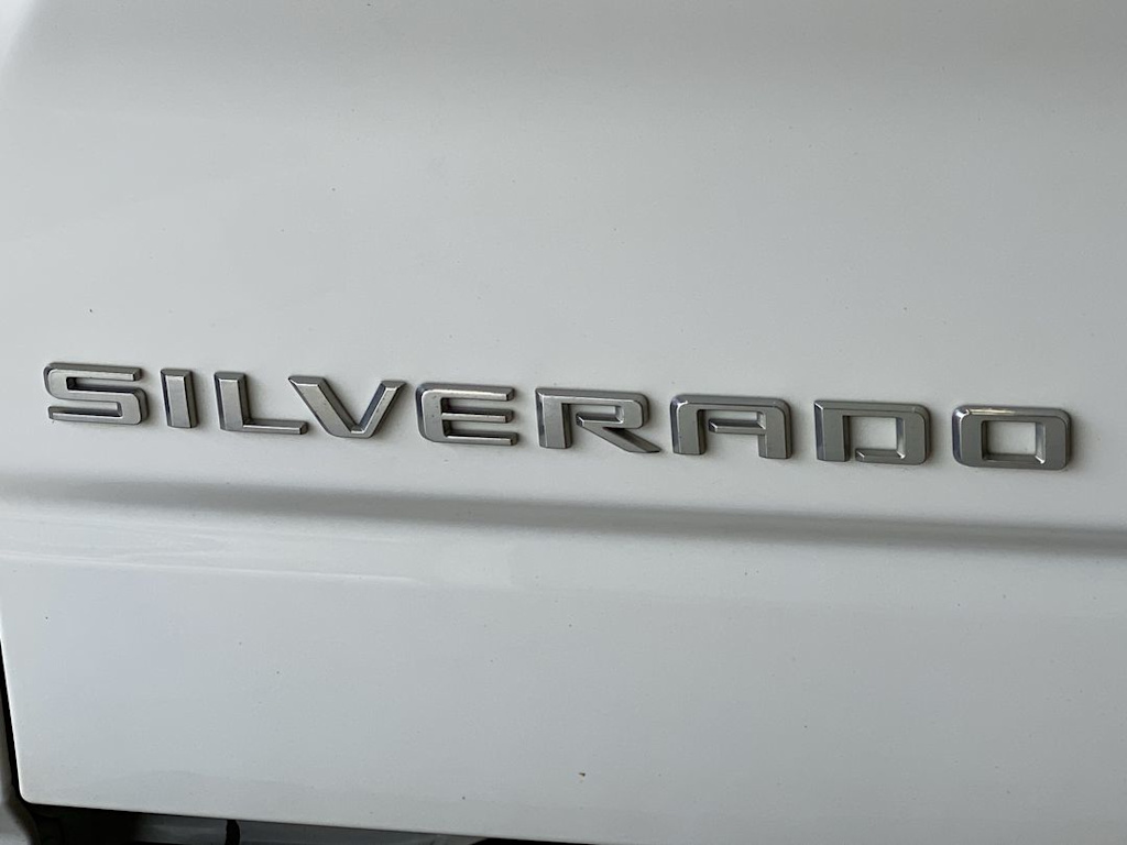 Thumbnail: 2020 Chevrolet Silverado 1500 - 18