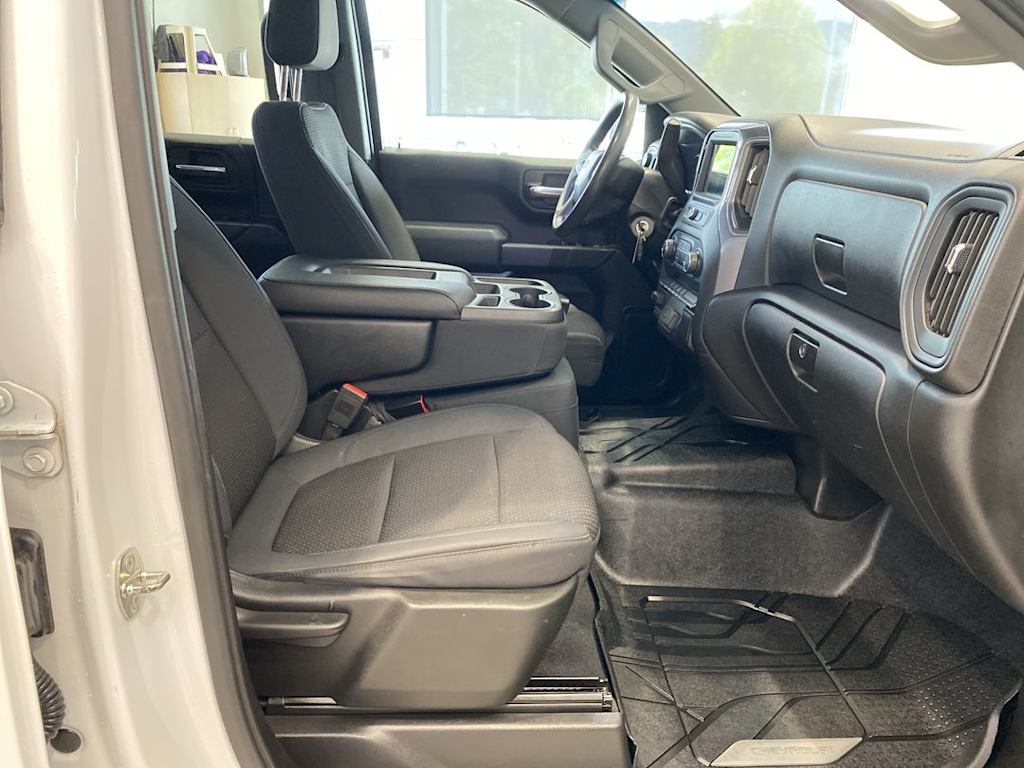 Thumbnail: 2019 Chevrolet Silverado 1500 - 34