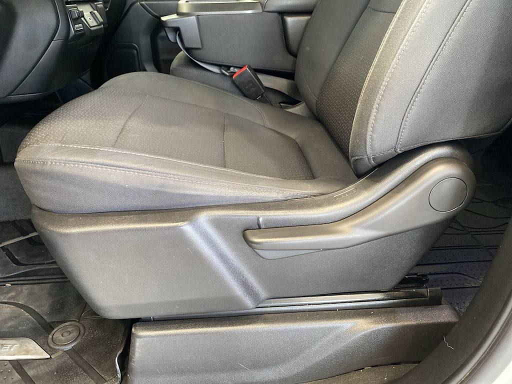 Thumbnail: 2019 Chevrolet Silverado 1500 - 28