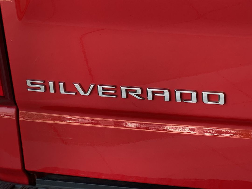 Thumbnail: 2020 Chevrolet Silverado 1500 - 20