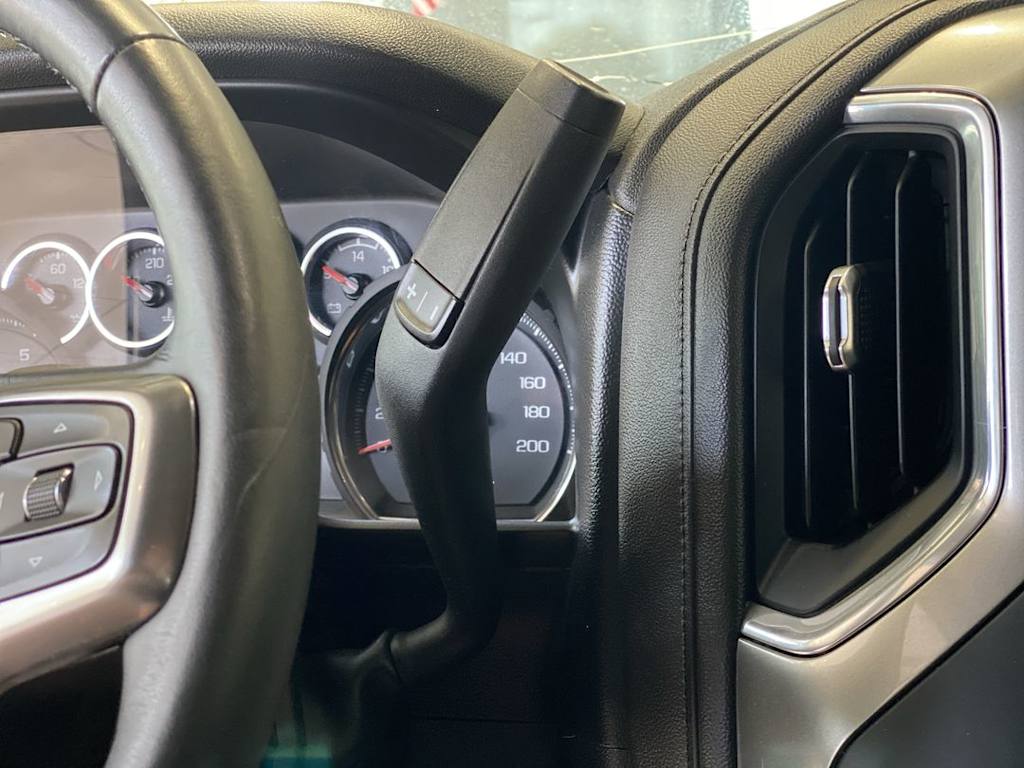 Thumbnail: 2020 Chevrolet Silverado 1500 - 26