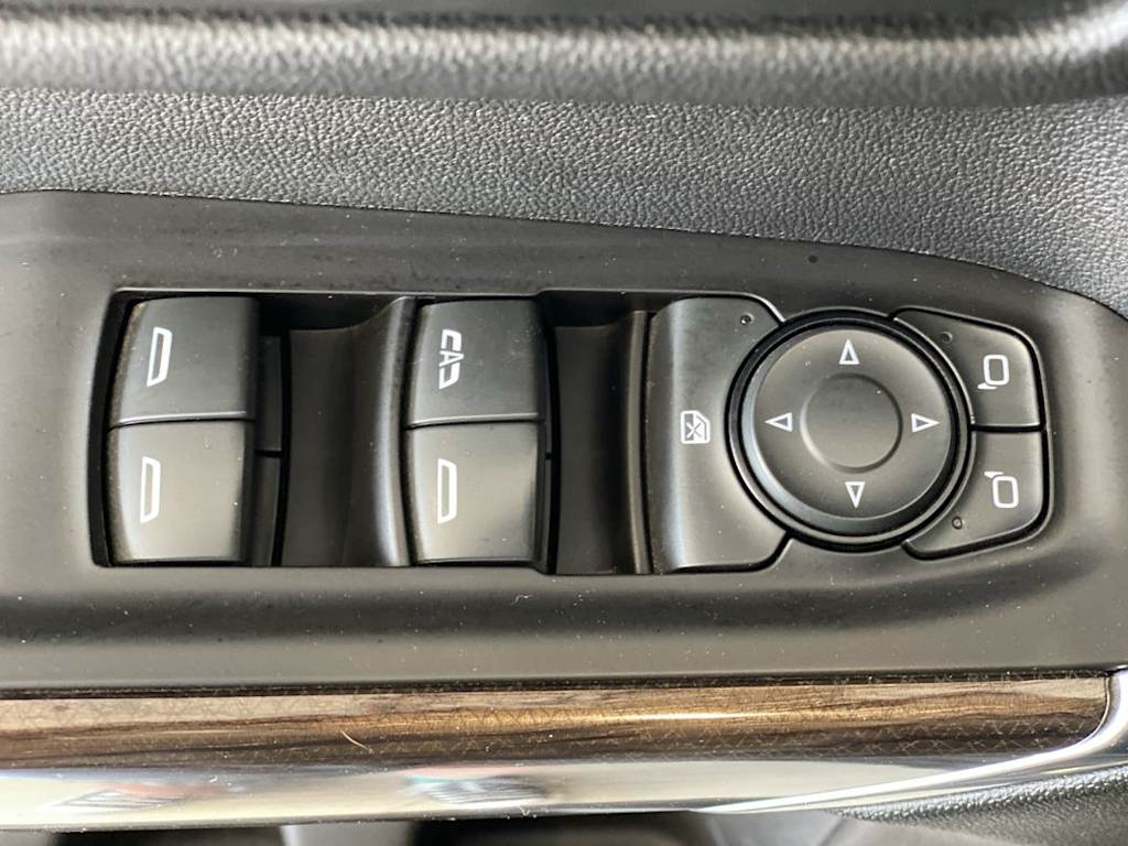 Thumbnail: 2021 Chevrolet Silverado 1500 - 23