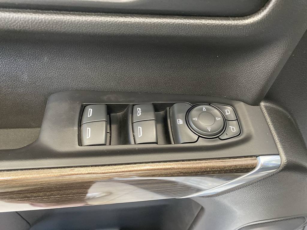 Thumbnail: 2022 Chevrolet Silverado 1500 - 22