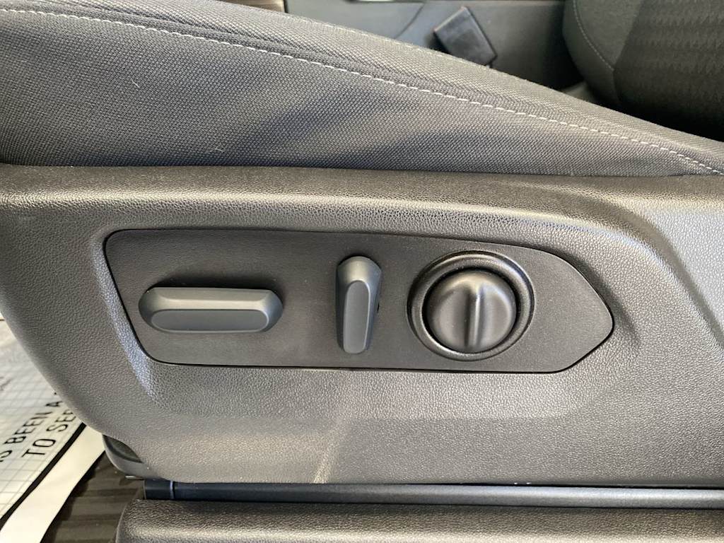 Thumbnail: 2022 Chevrolet Silverado 1500 - 21