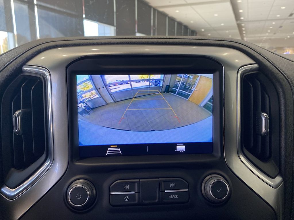 Thumbnail: 2022 Chevrolet Silverado 1500 - 23