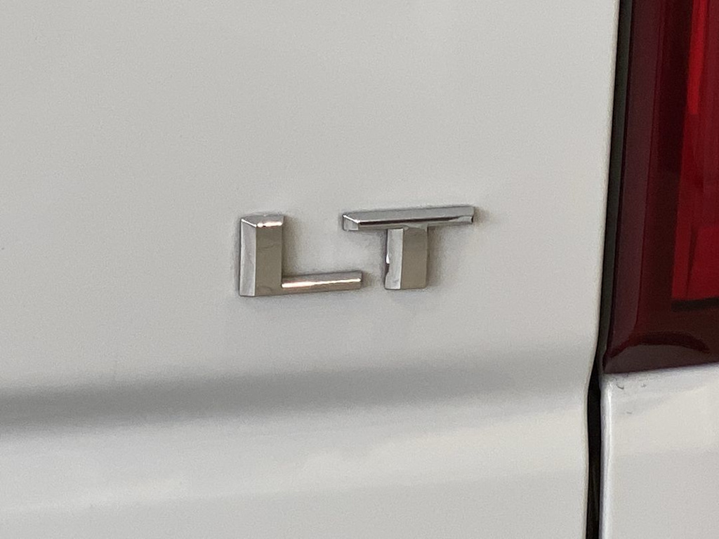 Thumbnail: 2020 Chevrolet Silverado 1500 - 19