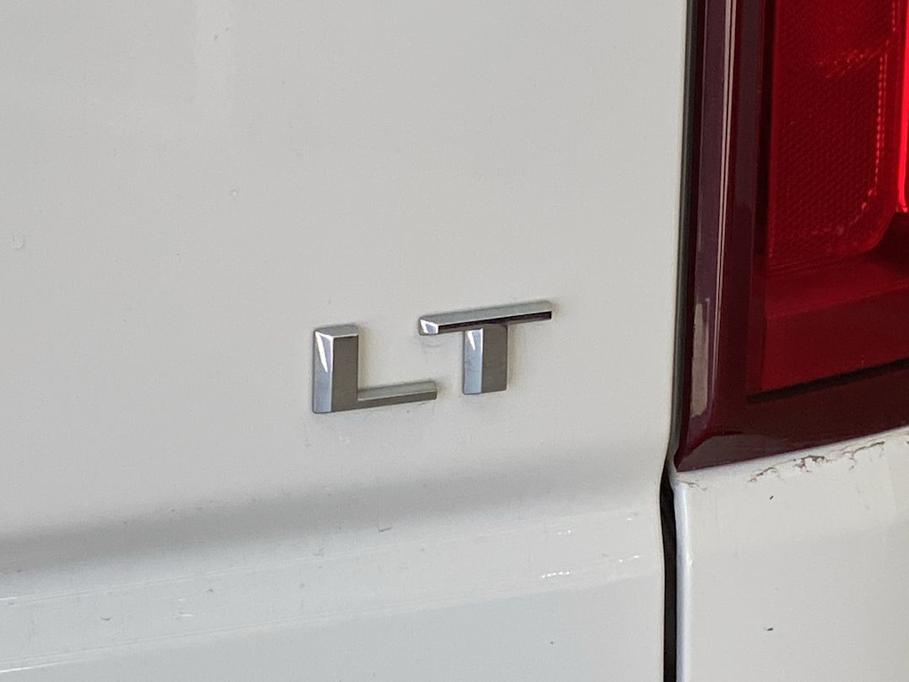 Thumbnail: 2021 Chevrolet Silverado 1500 - 21