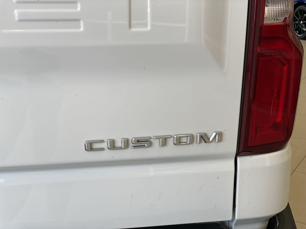 Thumbnail: 2021 Chevrolet Silverado 1500 - 21