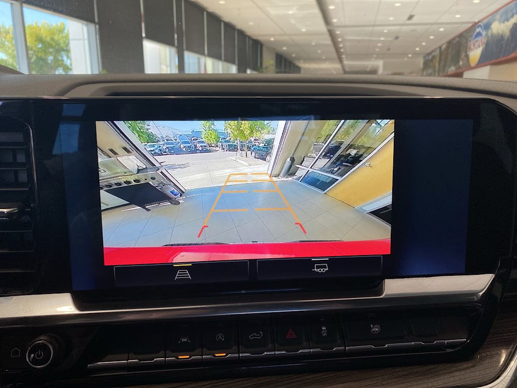 Thumbnail: 2023 Chevrolet Silverado 1500 - 24