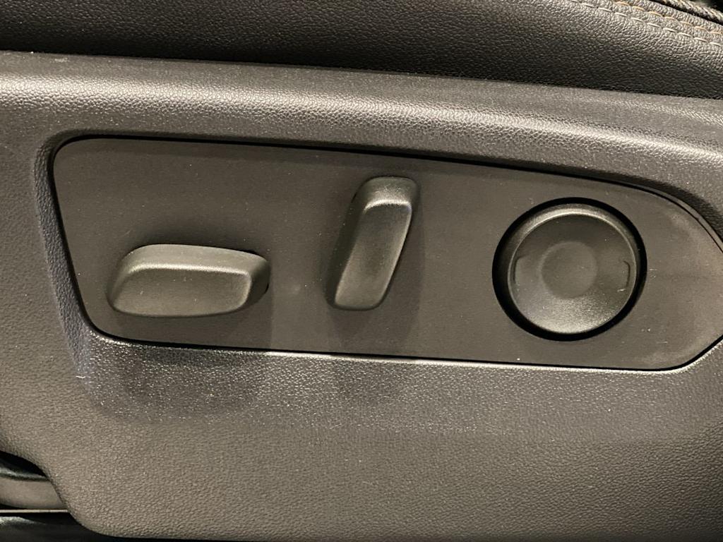 Thumbnail: 2022 Chevrolet Silverado 1500 - 22