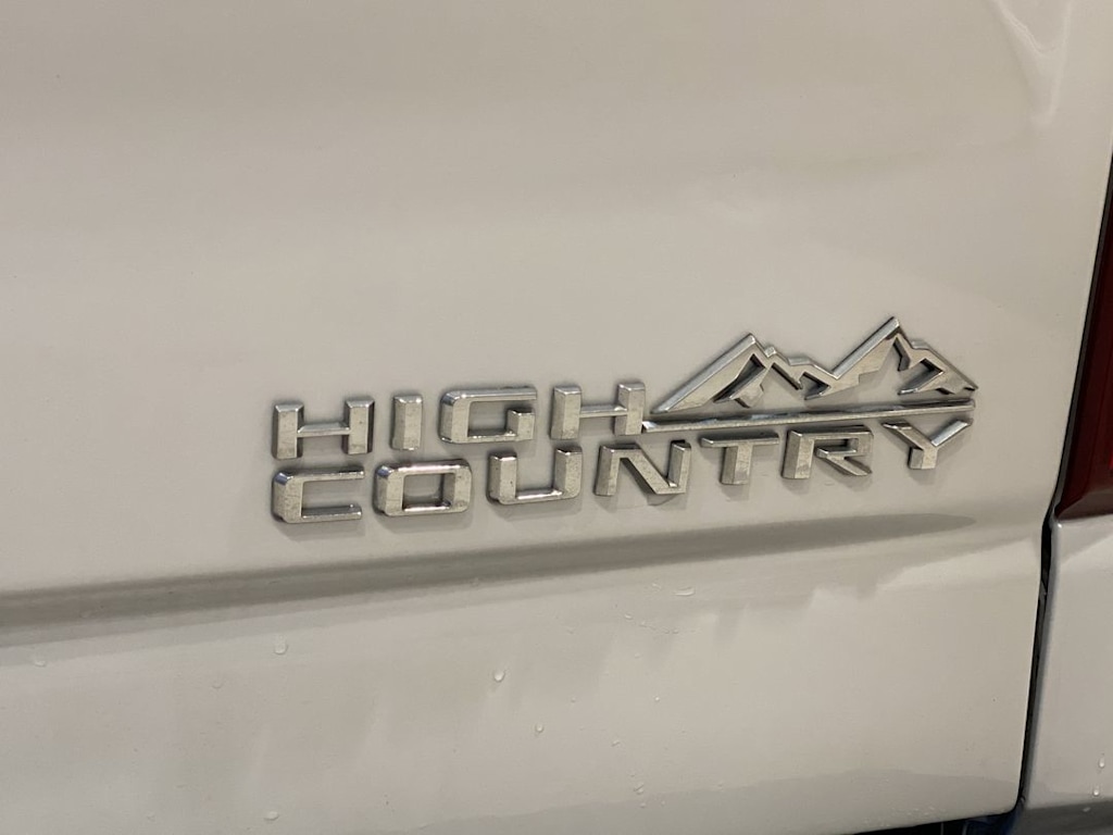 Thumbnail: 2022 Chevrolet Silverado 1500 - 21