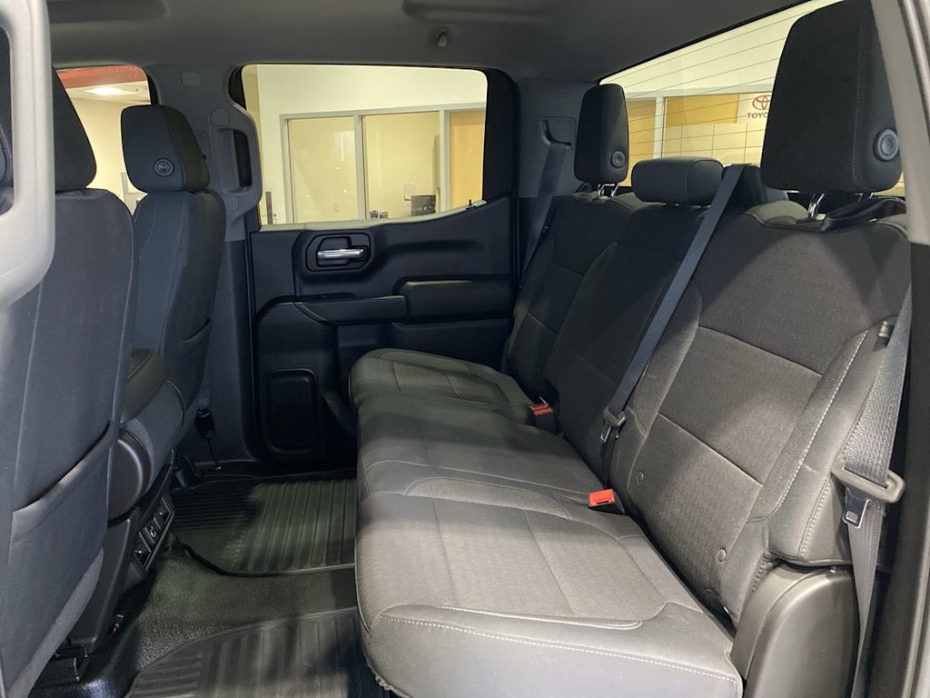 Thumbnail: 2019 Chevrolet Silverado 1500 - 12