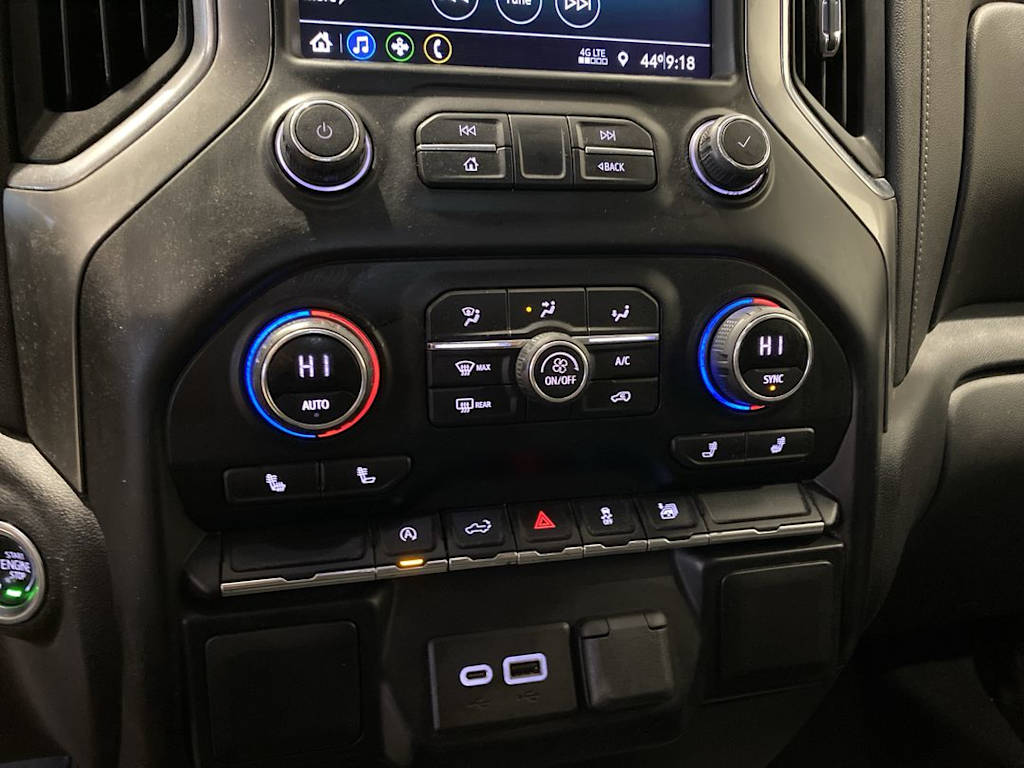 Thumbnail: 2021 Chevrolet Silverado 1500 - 22