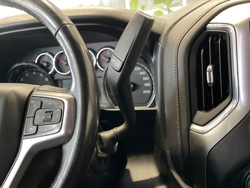 Thumbnail: 2020 Chevrolet Silverado 1500 - 25