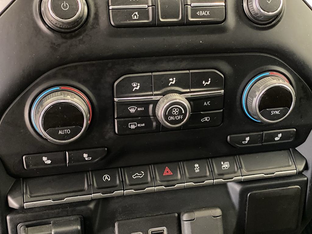 Thumbnail: 2020 Chevrolet Silverado 1500 - 24