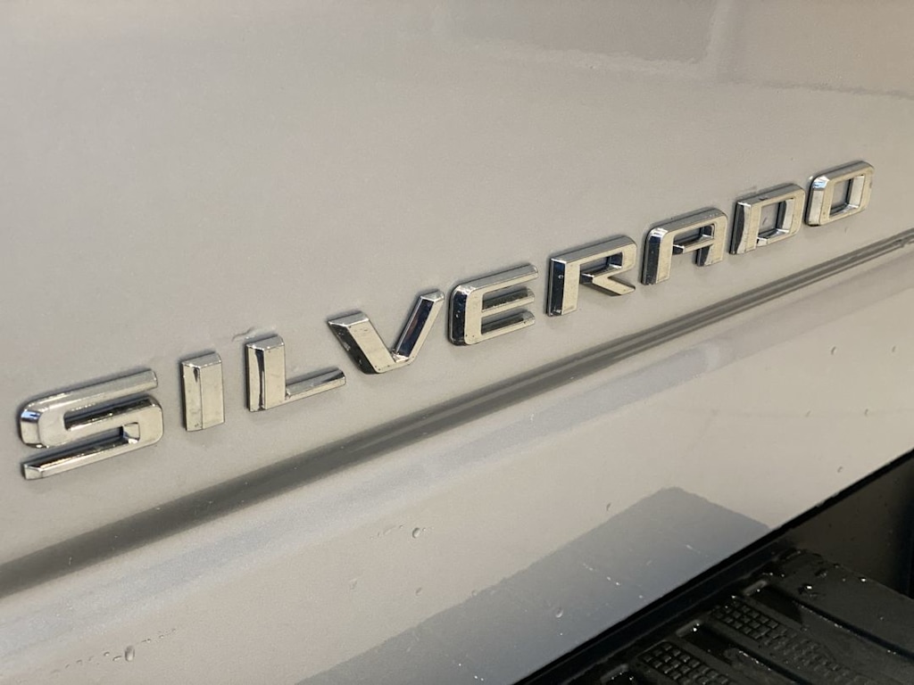 Thumbnail: 2020 Chevrolet Silverado 1500 - 19