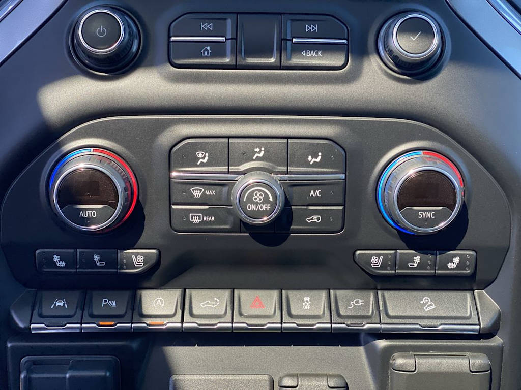 Thumbnail: 2021 Chevrolet Silverado 1500 - 25