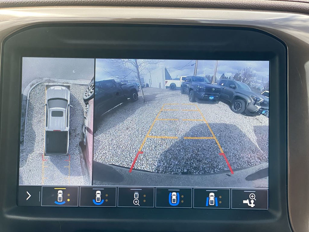 Thumbnail: 2019 Chevrolet Silverado 1500 - 24