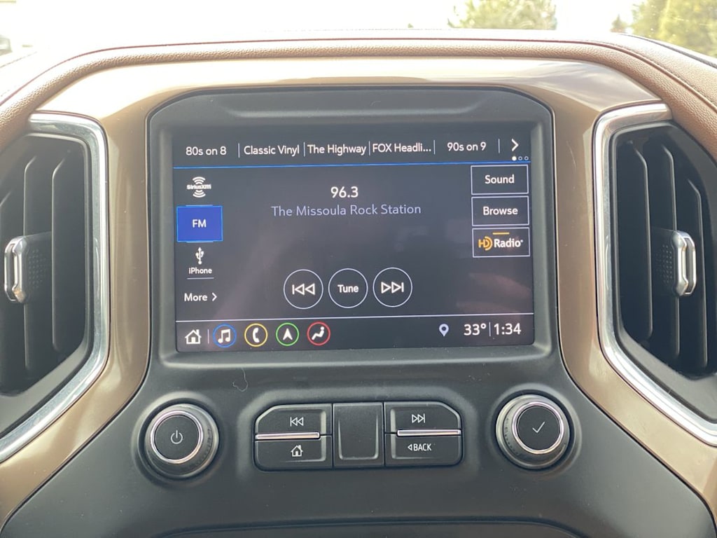 Thumbnail: 2019 Chevrolet Silverado 1500 - 12