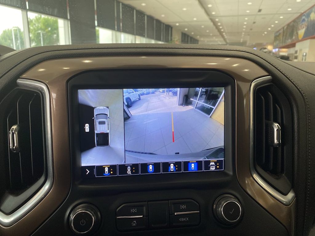 Thumbnail: 2021 Chevrolet Silverado 1500 - 23