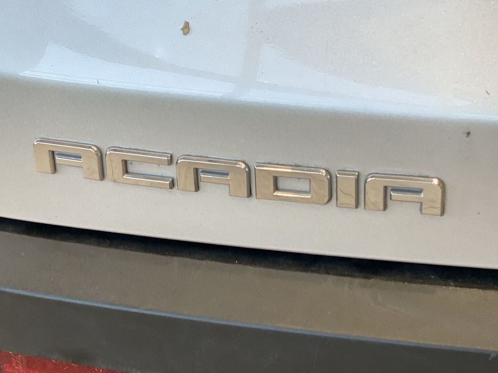 Thumbnail: 2018 GMC Acadia - 20