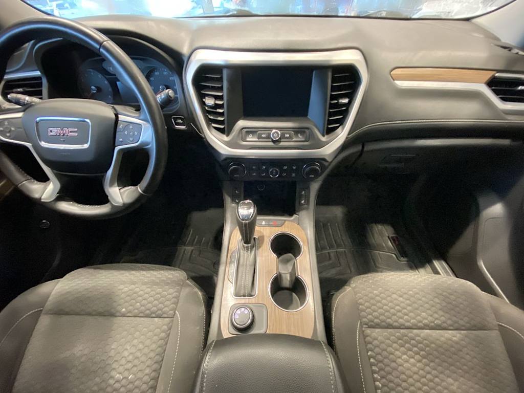 Thumbnail: 2018 GMC Acadia - 8