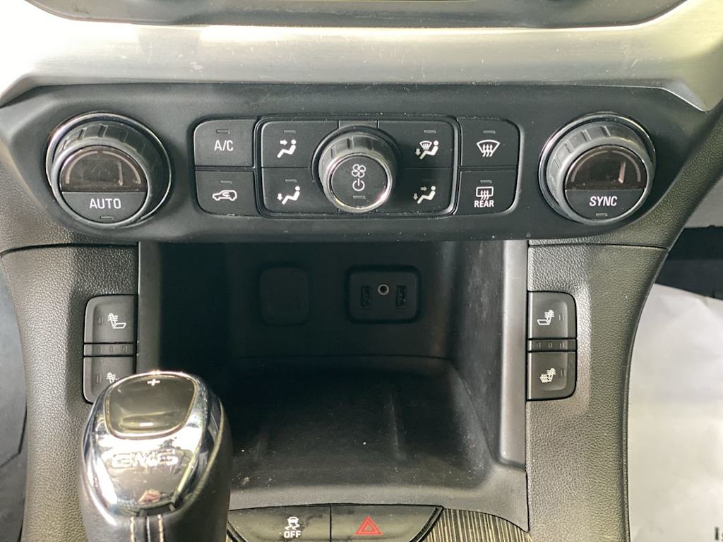 Thumbnail: 2019 GMC Acadia - 27